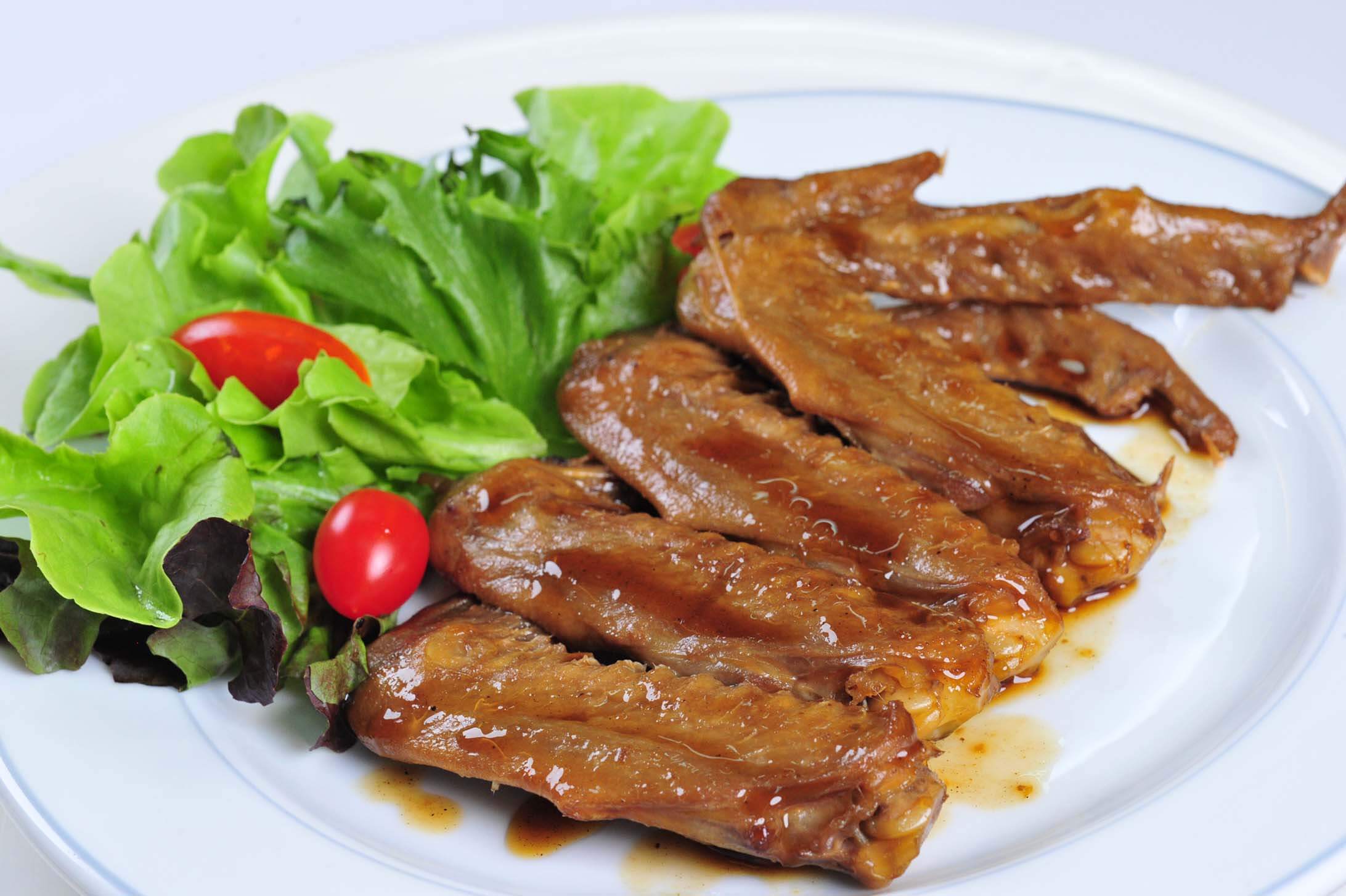 ปีกเป็ดต้มพะโล้
